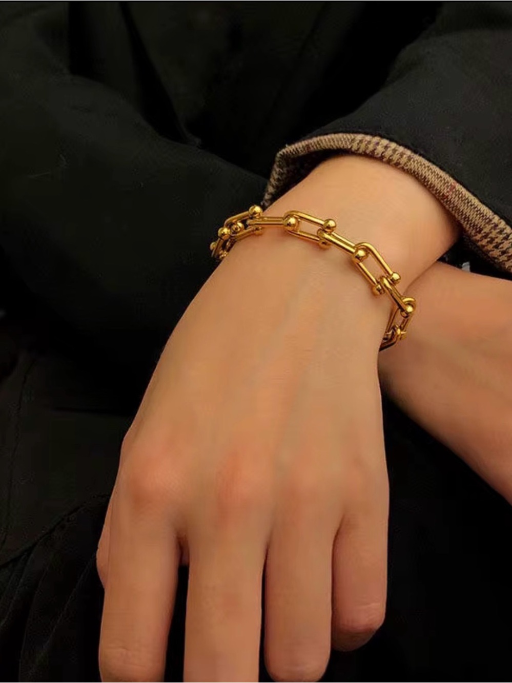 U Shape Graduated Gold Link Chain Necklace and Bracelet Stainless Steel SET - Picture 4 of 5